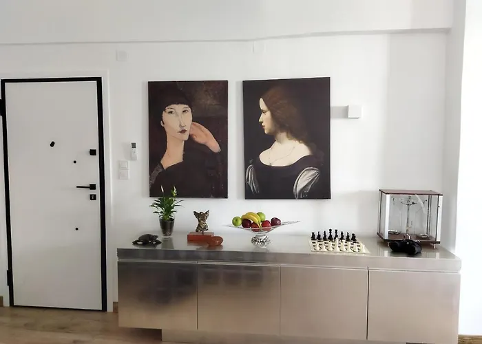 Minimal By The * Korinth