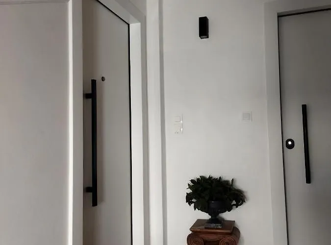 Minimal By The Apartment *